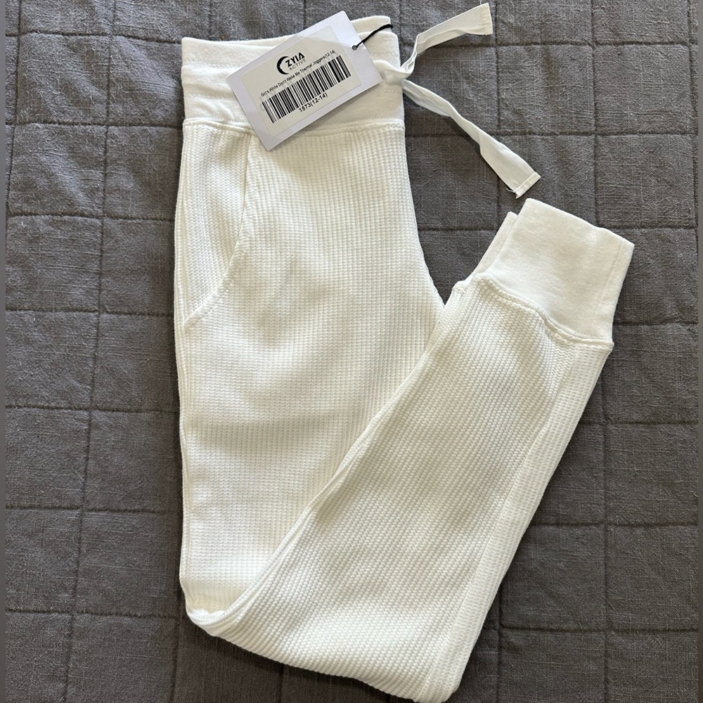 Zyia Girl’s White Don’t Wake Me Thermal Joggers (NWT)